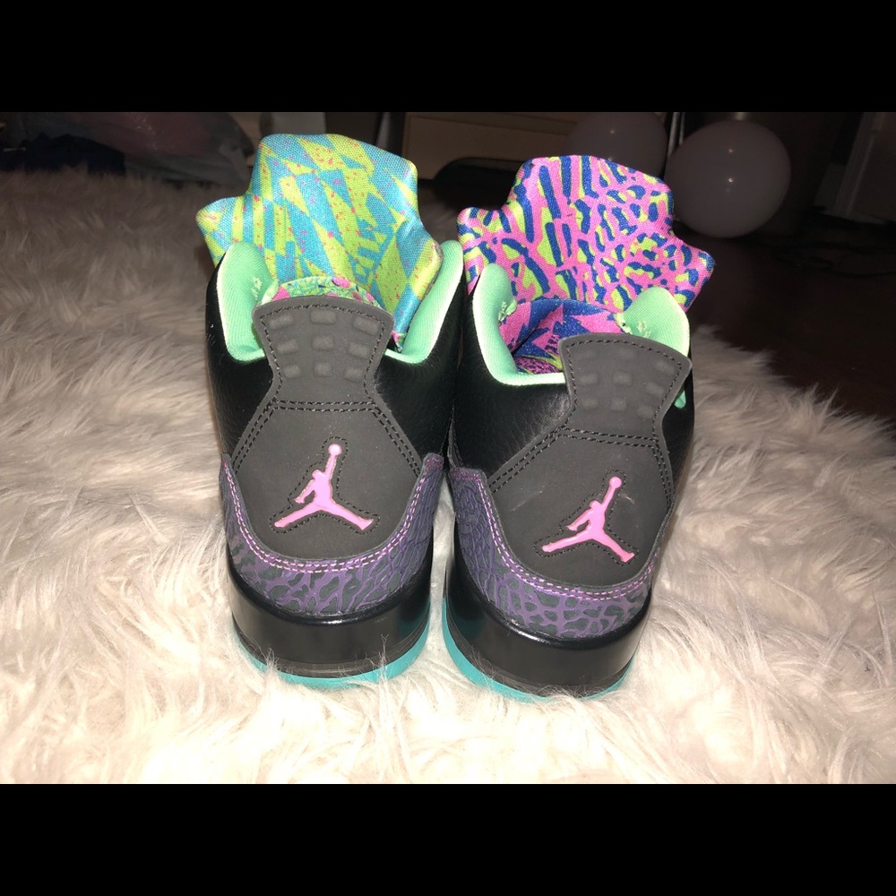 Shoes - Picture 8 of 8